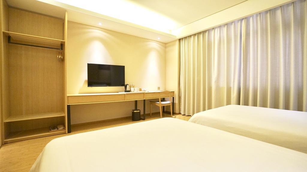 Ji Hotel Shanghai Oriental Pearl Tower Esterno foto