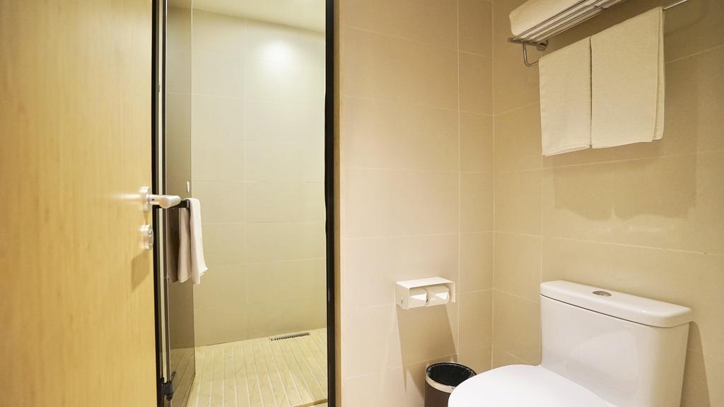 Ji Hotel Shanghai Oriental Pearl Tower Esterno foto