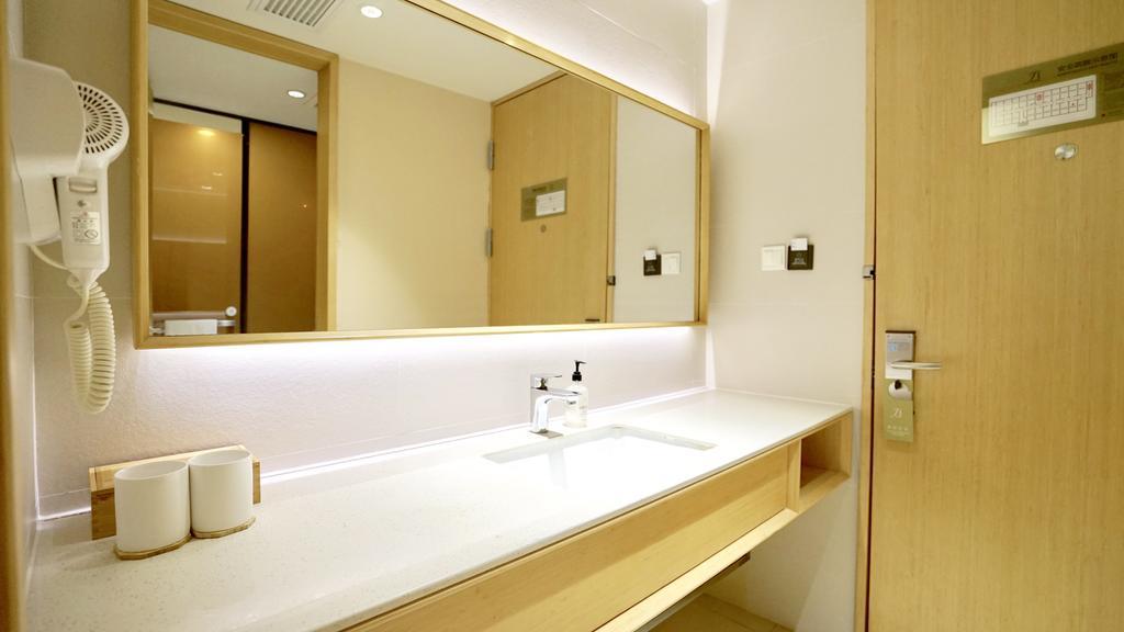 Ji Hotel Shanghai Oriental Pearl Tower Esterno foto