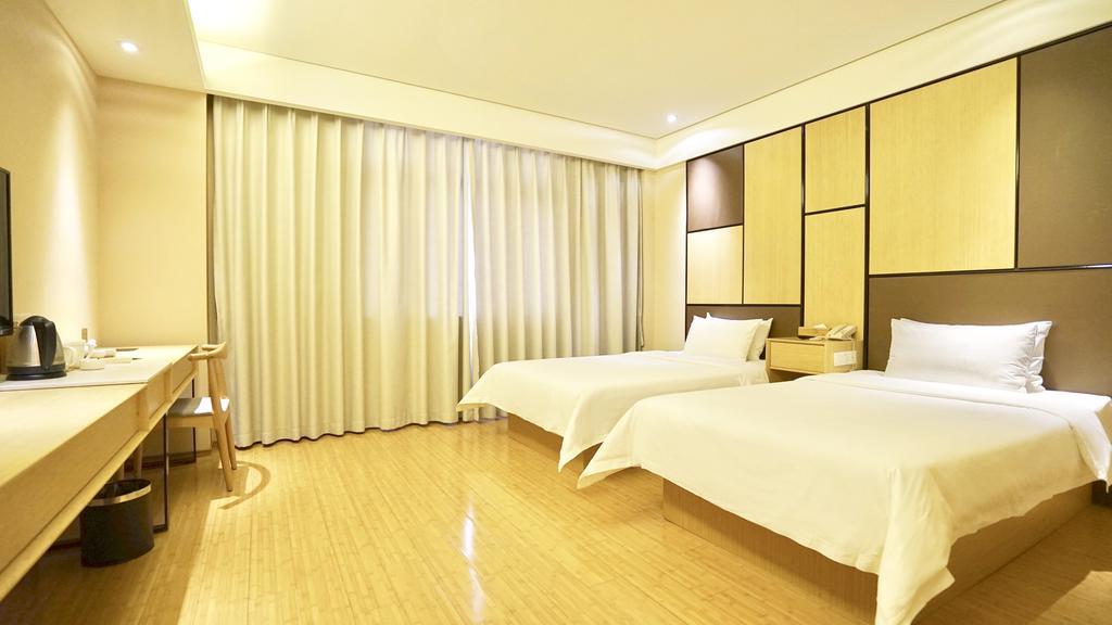 Ji Hotel Shanghai Oriental Pearl Tower Esterno foto
