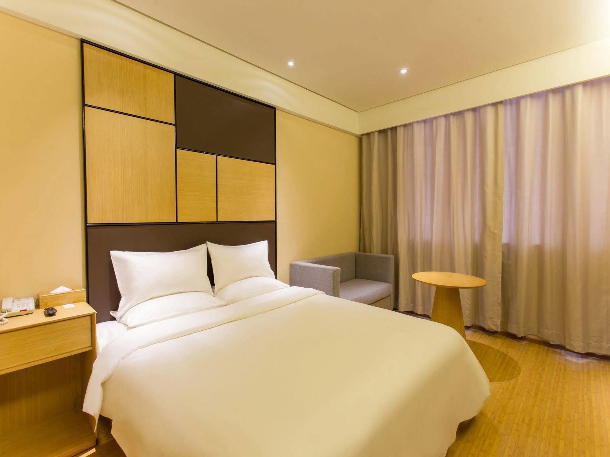Ji Hotel Shanghai Oriental Pearl Tower Esterno foto